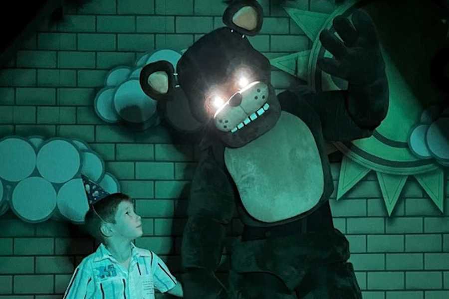 Квест в реальности Пиццерия Фредди Фазбера от компании Level Up Квест в реальности Пиццерия Фредди Фазбера от компании Level Up